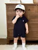 Macacão de Verão para Bebê com Gola Polo Macacão de Bebê Unissex Manga Curta Algodão Macacão Estiloso