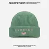 Gorro de Lã Tricotado com Letra de Coração para Homens e Mulheres, Novo Outono e Inverno Casual Versátil Quente para Circunferência Craniana Grande Afina o Rosto Tendência Gorro