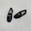 Versão de couro de vaca Vintage Lavado Couro de cavalo Mocassins artesanais Femininos Clássico Fivela Pequenos Sapatos de couro Sapatos antigos de salto baixo em couro genuíno