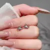 Brincos Pequenos de Estrela de Quatro Pontas Cravejados para Mulheres, Brincos de Estrela de Zircônia Mini Simples de Nicho Super Brilhantes, Novo Estilo Sonhador