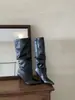 Botas de Salto Alto Europeias e Americanas da Moda, Botas Elegantes e de Alta Qualidade com Bico Fino, Saltos Agulha Femininos, Botas Brancas de Cano Alto Plissadas