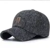Gorra de Algodón Gorra de Béisbol Casual de Invierno Gorro para Persona de Mediana Edad Otoño e Invierno Protección Cálida para los Oídos Gorra de Algodón Gorra a Cuadros Bordada