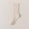 Meias de algodão absorventes de suor de dupla agulha para outono e inverno, meias felpudas de cor sólida para mulheres, meias de tubo cinza com torção tridimensional, estilo acadêmico para mulheres