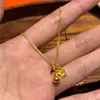 Livro vermelho pequeno com colar de cabaça dourada antiga pingente de ouro feminino novo minimalista sorte atacado