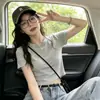 Camiseta Blanca de Manga Corta para Mujer 2026 Corta Adelgazante Cuello Redondo Sentido del Diseño Petite Atuendo de Verano Top ins