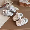 Zapatillas de entrenamiento alemanas para niñas 2026 otoño nuevo modelo zapatillas deportivas de malla transpirable para niñas zapatillas casuales versátiles de suela blanda antideslizantes