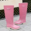 Botas de Lluvia de Nuevo Estilo para Mujer, Botas de Lluvia de Caña Alta de Moda y Casual para Lluvias de Primavera y Otoño, Impermeables, Resistentes al Desgaste, Antideslizantes, Para Usar Afuera, Zapatos de Agua Adelgazantes