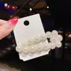 Presilha de Cabelo Pequena Exquisita para Mulheres com Pérolas e Strass, Nova Mini Presilha Lateral para Franja, Presilha de Tubarão para Meio Preso, Grampo de Cabelo, Acessório de Cabelo