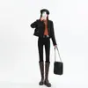 Jeans Ajustados Vintage para Mujer Otoño 2024 Ajustados de Cintura Alta Pantalones de Lápiz Delgados Sentido del Diseño Pantalones Largos Ajustados
