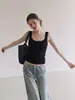 Blusa de alça quadrada única e requintada para mulheres, estilo de verão de alta qualidade, justa ao corpo, adequada para usar por cima, top sem mangas