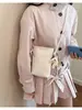 Bolso pequeño exquisito y moderno para mujer, nuevo bolso cruzado con cadena de moda 2026, popular bolso para teléfono de venta caliente en verano