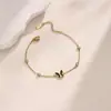 Pulsera de Doble Capa y Una Sola Capa con Mariposa y Trébol de Cinco Hojas para Mujer, Acero de Titanio, Nácar, Acero Inoxidable, No se Desvanece, Moderna y Exquisita, Varios Estilos de Joyería