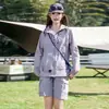 Roupas de Proteção Solar Femininas Estilo Pradaria Fresca ao Ar Livre Conjunto de Roupas de Seda Gelada para o Verão Roupas com Capuz Proteção UV para Mulheres