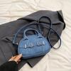 Bolsa Jeans de Nicho Super Popular para Mulheres 2024 Nova Moda Versátil Bolsa Transversal Estilo Quente de Celebridade da Internet Bolsa Carteiro Bolsa Pequena Redonda