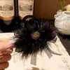 Pinza para el pelo triangular de tela a cuadros vintage, Pinza de tiburón estilo universitario pata de gallo, Pasador estilo coreano para otoño e invierno para la parte posterior de la cabeza