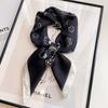 Estilo Nacional Camelia Azul 70 Pañuelo Cuadrado Pequeño Pañuelo de Seda para Mujer 2026 Nuevo Pañuelo Delgado de Primavera y Otoño Elegante Pañuelo Decorativo para el Cuello