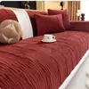 Tapete de Sofá Super Macio de Cristal Outono/Inverno Espessado 2026 Novo Estilo Antiderrapante Resistente a Arranhões de Gato Estilo Luxo Leve Capa de Sofá Bordada