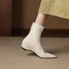 Botas Elegantes Hechas a Mano de Tacón Medio Puntiagudas Elásticas Ajustadas para Mujer, Nuevo Estilo Otoño e Invierno con Cremallera Trasera, Botines Versátiles que Aumentan la Altura