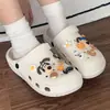 Sapatos femininos para o verão Roupa exterior Nova moda Ins Cyber Celebridade Fundo grosso Antiderrapante Praia Fundo plano Baotou Drag