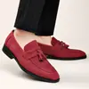 Mocasines de Gamuza para Hombre Estilo Británico Borla Slip-ons Zapatos de Cuero Casual Versátiles Mocasines de Negocios para Conducir Hombre