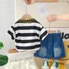 2025 Novo Conjunto de Duas Peças Verão Meninos Polo Listrado com Gola Manga Curta Shorts Jeans Finos Largos para Menininho