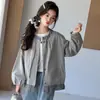 Chaqueta de Retazos a Cuadros para Niña Estilo Primavera y Otoño Ropa de Otoño para Niños Medianos y Grandes Cortavientos Elegante Estilo Coreano Top Muy Bonito
