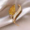 Broche de espiga de trigo dourada senso de design nicho anti-exposição fixo acessórios de roupa requintado de alta qualidade broche de corsage feminino