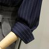 Camisa de Rayas para Mujer de Otoño Nueva con un Diseño Único, Estilo Vintage de Hong Kong, Atuendo Profesional, Camisa de Primavera y Otoño