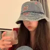 Sombrero de pescador de mezclilla patchwork estilo japonés para mujer, lavado vintage y desgastado, sombrero tipo cubeta de ala ancha que hace que la cara se vea más pequeña, sombrero para protección solar