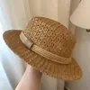 Sombrero de Paja Hueco Estilo Old Money para Mujer, Sombrero de Playa de Verano, Vacaciones en la Playa, Estilo Británico, Elegante, Sombrero de Copa Plana que Adelgaza el Rostro