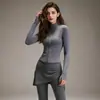 Conjunto Pilates Modelador Emagrecedor Top com Zíper Completo e Gola Alta Saia-Short com Cordão Ajustável Conjunto de Duas Peças