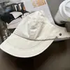 Verano 2023 nuevo estilo gorra con bolsillo vacío para coleta superior gorra de visera femenina con máscara colgante protección solar secado rápido Cien