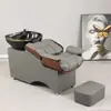Cama de champú semi-reclinable de color personalizado para salón con lavabo de cerámica engrosado, cama de champú para venta al por mayor transfronteriza con reposapiés