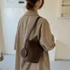 Bolsa de ombro estilo coreano, simples, fashion e retrô, para o outono de 2026, uma bolsa de ombro chique e versátil para o dia a dia