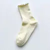 Calcetines de yoga sin costuras para mujer, calcetines de suelo antideslizantes de silicona amortiguadores, calcetines de media pantorrilla específicos para interiores para deportes de Pilates y fitness