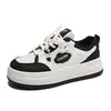Zapatos de Plataforma de Nicho Más Vendidos para Mujer Primavera y Otoño Versátiles Súper Populares Zapatos Blancos Nuevo Estilo Coreano 2024 Zapatos Deportivos Casuales