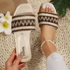 Pantuflas de Mujer 2026 Verano Nuevo Estilo Étnico Pantuflas Planas para Uso en Exteriores Sandalias Tejidas de Moda Europea y Americana para Mujer