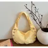 Bolsa de Ombro Estilo Doce e Cool com Tachas Estreladas para Mulheres, Bolsa Versátil de Grande Capacidade para Ombro/Axila, Bolsa Tote Casual para o Dia a Dia