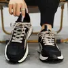 Zapatillas de running para hombre para otoño, duraderas y versátiles, con un diseño único, adecuadas para adolescentes, estilo casual y suelas gruesas