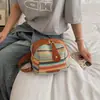 Bolsa Tecida Arco-Íris para Mulheres, Nova Tendência de Verão 2026, Bolsa de Ombro para Férias na Praia, Bolsa Cruzada de Palha Almofada