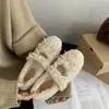Zapatos peludos redondos, dulces y favorecedores, modelo 2026, elegantes y modernos, que aumentan la altura, para mujer, adecuados para usar al aire libre en invierno, con forro polar adicional para abrigar, mocasines de algodón peluche