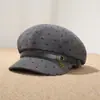 Sombrero octagonal simple de lunares estilo Hong Kong retro para mujer, sombrero de pintor versátil de moda para otoño e invierno con cinturón, gorra de béisbol casual