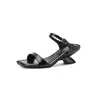 Elegantes y Estilosas Sandalias de Cuero para Exteriores con Tacón de Gato 2026 Verano Tacón Grueso Tacón Medio Punta Cuadrada Punta Abierta Correa en el Tobillo para Mujer