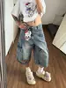 Pantalones Vaqueros Cropped de Trabajo con Bordado de Dibujos Animados Estilo Retro Americano Hechos a Medida de Fábrica para Mujer, Verano Ajustados