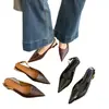 Sapatos femininos de salto kitten para o trabalho com fivela de metal, novo modelo primavera 2026 estilo francês elegante bico fino scarpins de salto alto baixo
