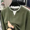 Sudadera popular de manga larga para hombre, engrosada, nuevo estilo otoño e invierno, diseño simple, imitación de dos piezas, sudadera básica versátil para hombre, en stock