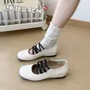 Zapatos Mary Jane poco profundos de estilo retro francés con tiras cruzadas para mujer, nuevos versátiles cómodos de suela blanda para el verano 2026