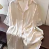 Novo Pijama de Seda Sintética 2026 para Mulheres, Camada Única com Acabamento em Renda, Estilo Camisa Vestido, Tamanhos Grandes Disponíveis, Pode Ser Usado ao Ar Livre
