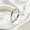 Em Estoque Anel de Amor Tendência 18K Coração com Coração Aço Titânio, Anel Coração com Coração, Joia de Anel em Formato de Coração de Nicho