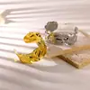 Pulsera de Acero Inoxidable Nueva Europea y Americana de Cara Ancha con Flor Estilo Frío Ins Pulsera Abierta Geométrica en Forma de Corazón Ajustable